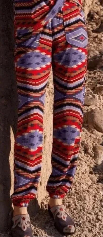 NWT DOUBLE D RANCH Sierra Bonita Southwestern Print Jogger Pants Size Small Red - Image 3