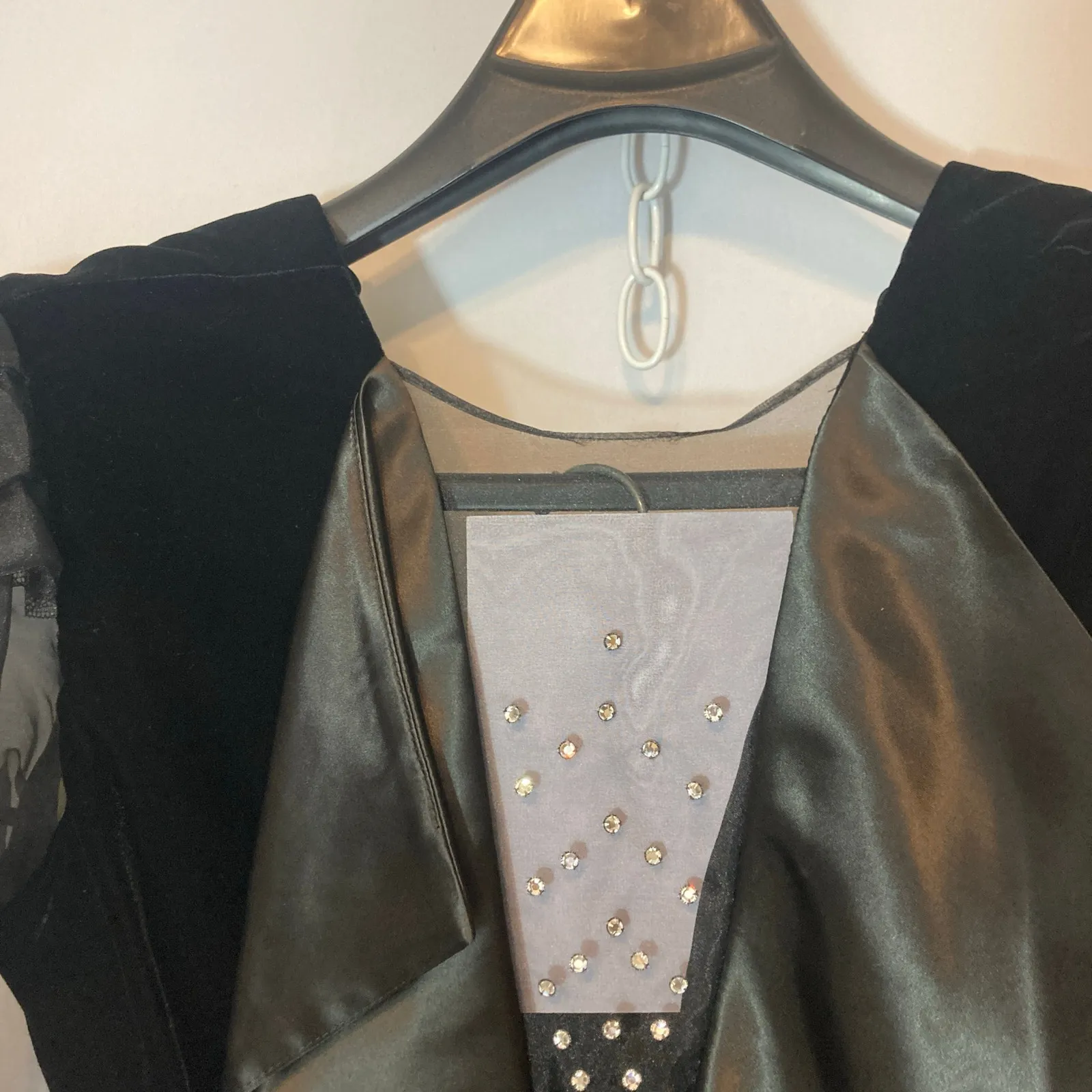 Vintage 80’s Karen Okada for David Howard Velvet Black Sequin Bow Skirt Set Suit Size 10 - Image 6