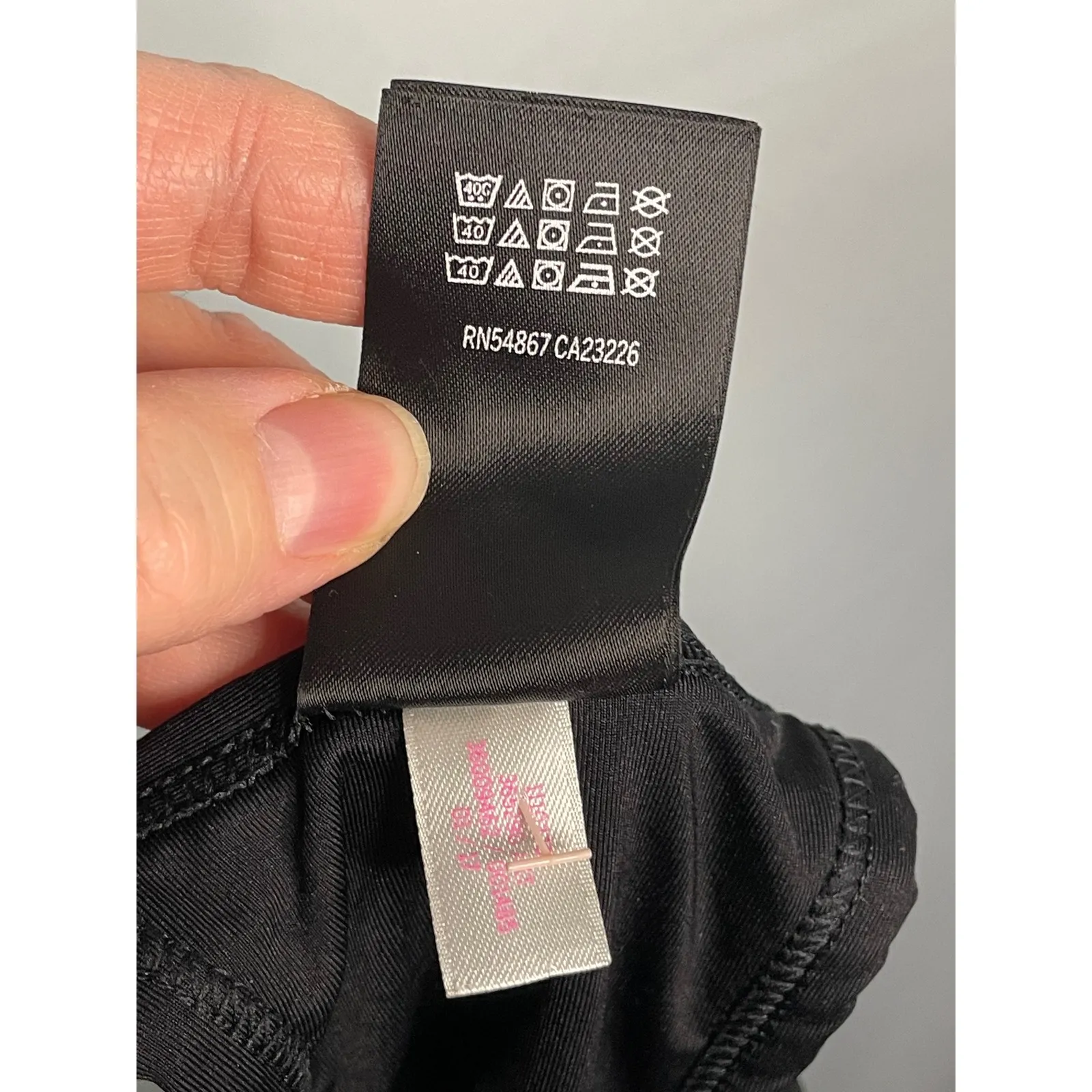 PINK Victoria's Secret Ultimate Sports Bra Black Teal Colorblock High Neck MED - Image 5