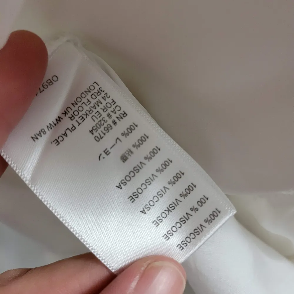 Urban Outfitters white satin cropped utility button down size medium - Image 6