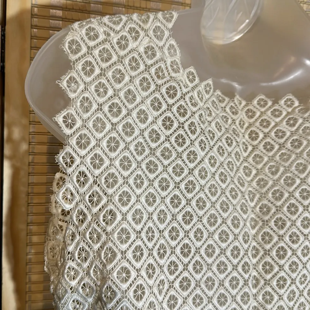 Vintage Handmade (1950s?) Pale Cream Guipure Lace Cropped Tank Top Size undefined - Image 11