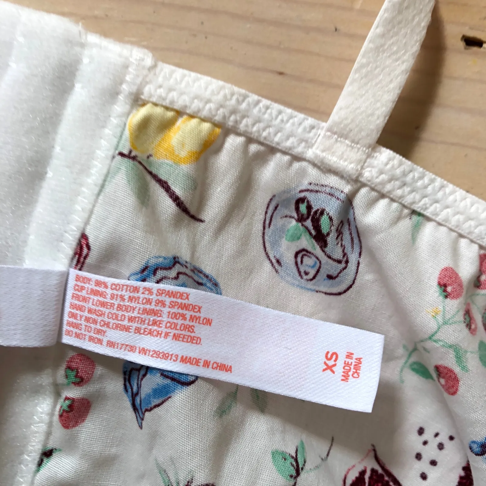 Colsie NWT Women's White Fruit Print Corset Size XS - Image 6