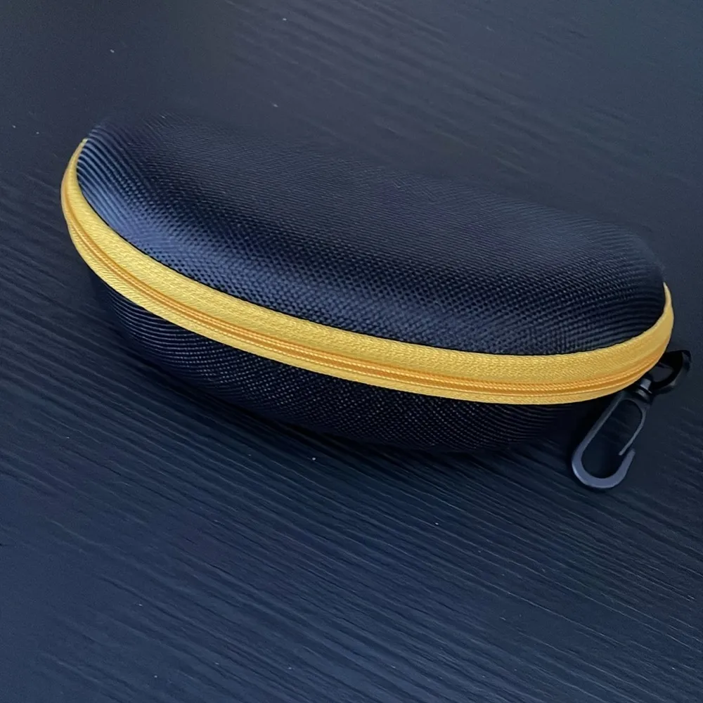 Balenciaga Marbled Cat Eye Sunglasses with case Black - Image 9