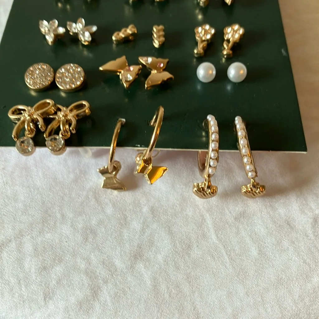 Wild Fable: Gold Tone/Faux Pearl Earring Set- 18 pairs- Nickel Free - Image 5