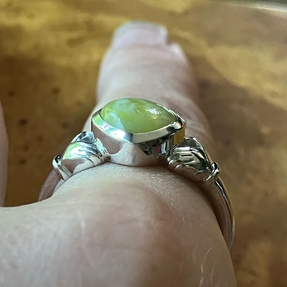 Natural Connemara Marble Sterling Silver Claddagh Ring Size 10 - Image 2