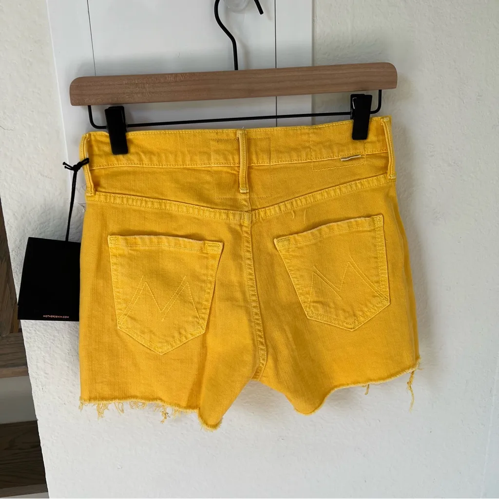 NWT MOTHER The Dazzler Seamed Yoke High Waist Shorts in Yellow Size 25 - Image 8