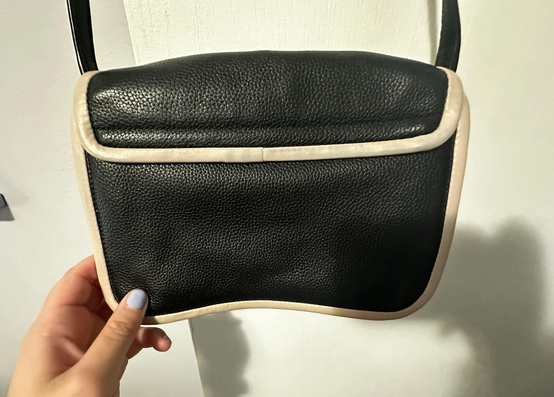 Crossbody Bag - Image 4