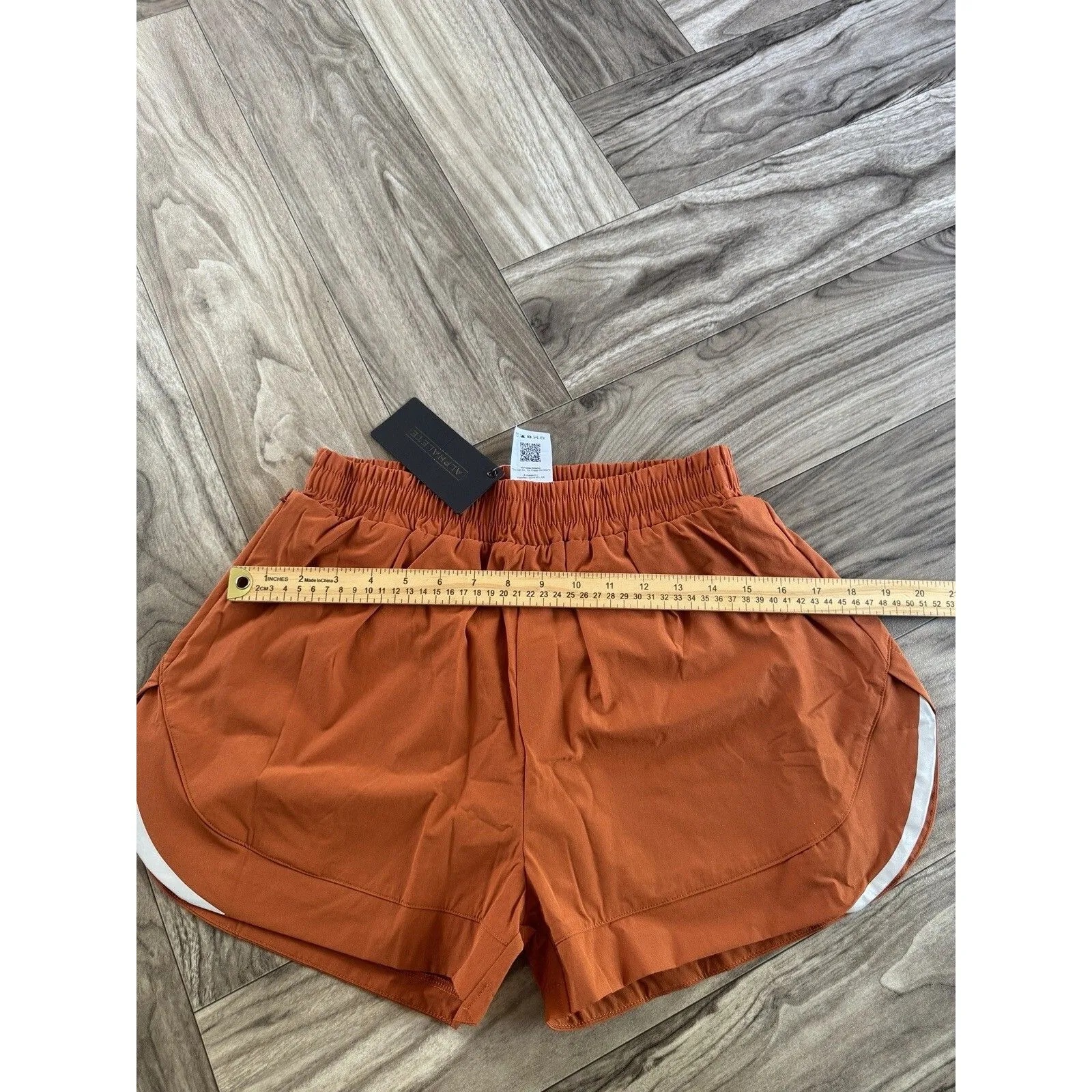 Alphalete Woman’s Infinity Stride Short W/ Liner - Sour Tangerine, Size Medium - Image 6