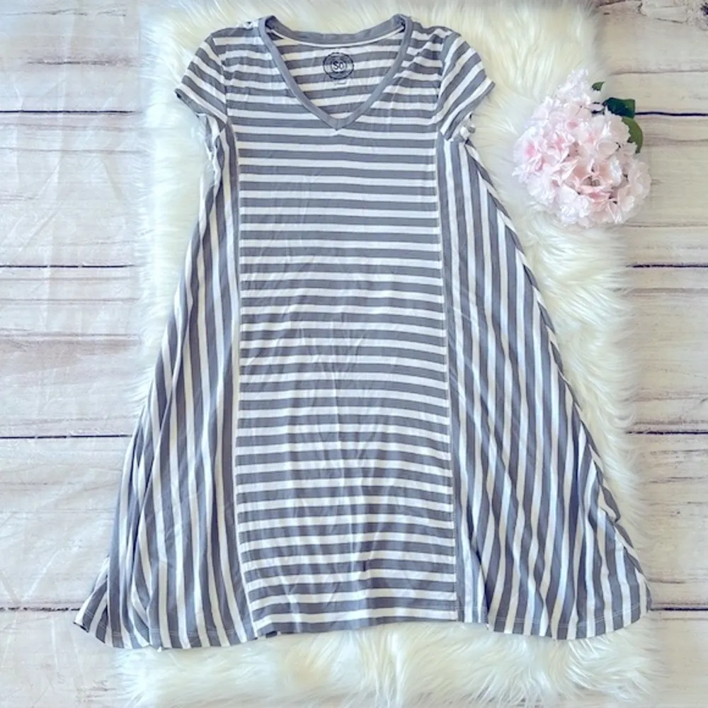 SO Women's Casual Plain Simple T-Shirt Loose Striped Dress Size Small - Image 2