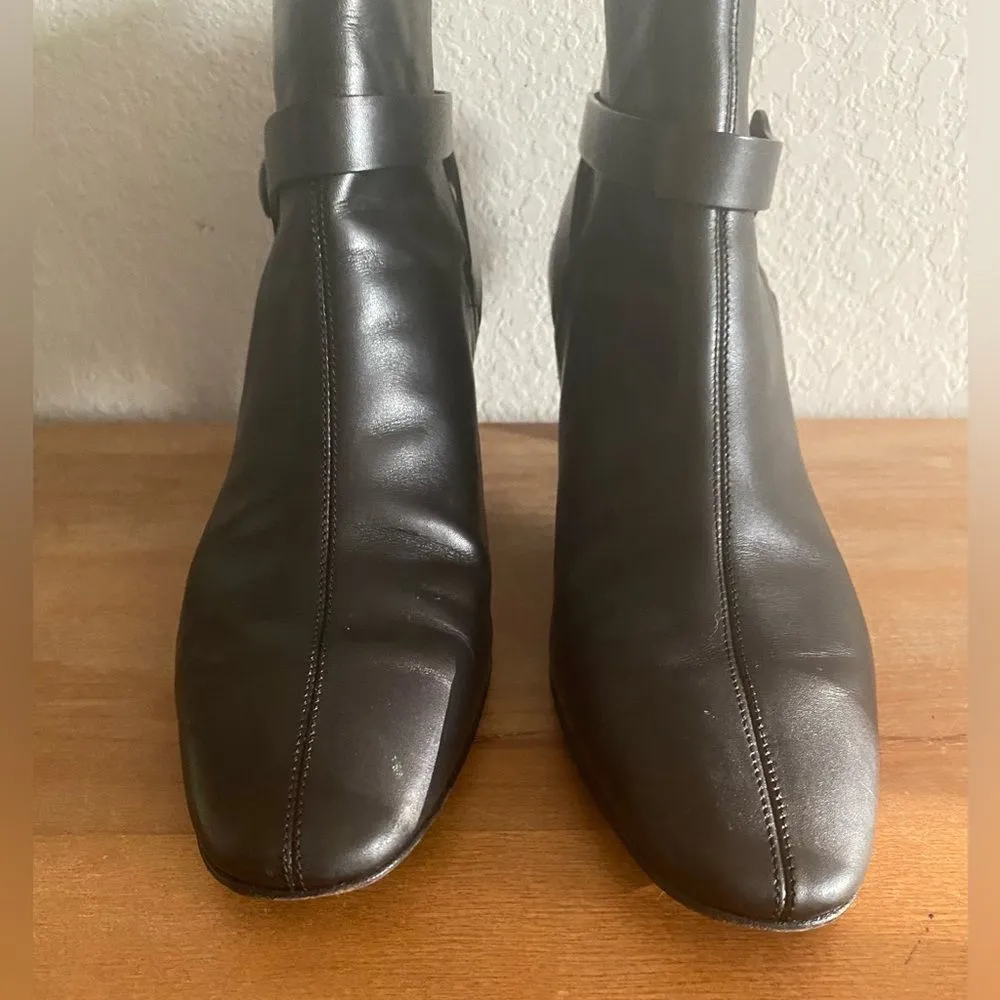 Salvatore Ferragamo Black Leather Ankle Boots Kitten Heel Pointy Square Toe 9.5 - Image 4