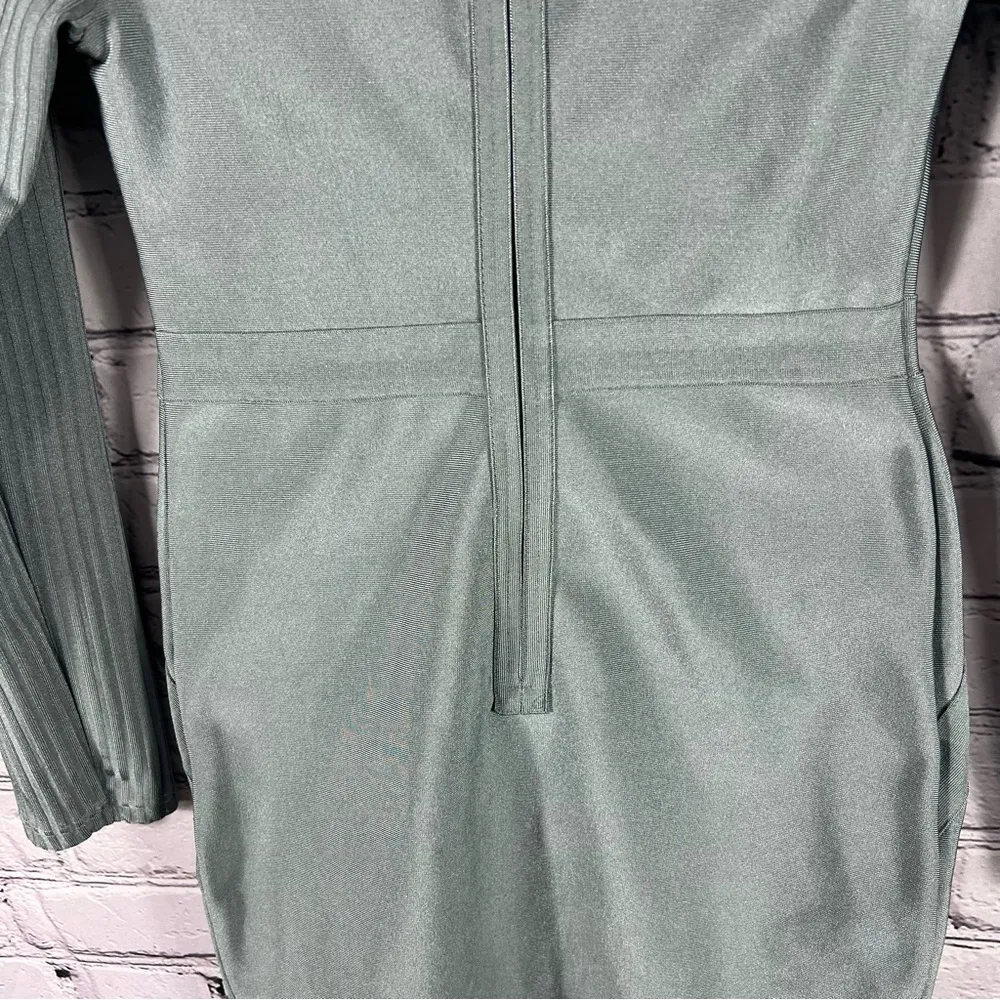 WOW Couture Green Dress Square Neck Long Sleeve Button accents Size L (B11) - Image 9