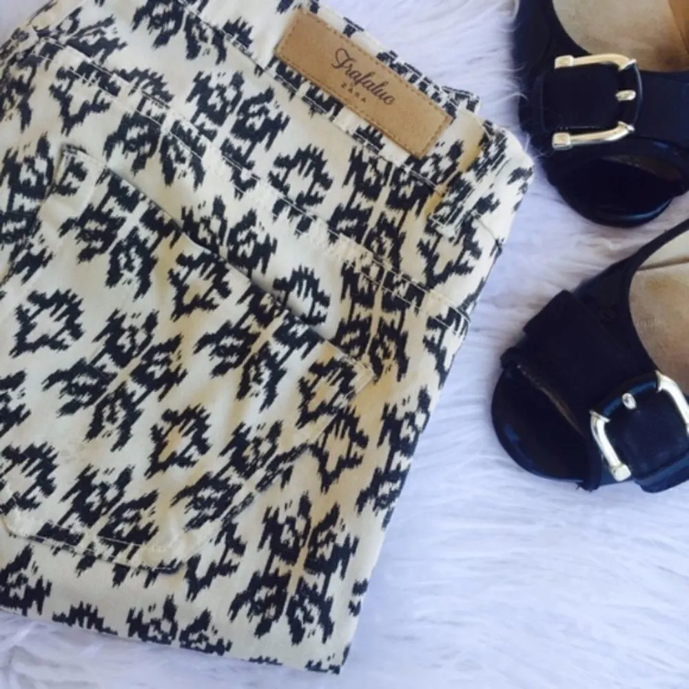 Zara SZ 4 tribal print skinny pants - Image 4