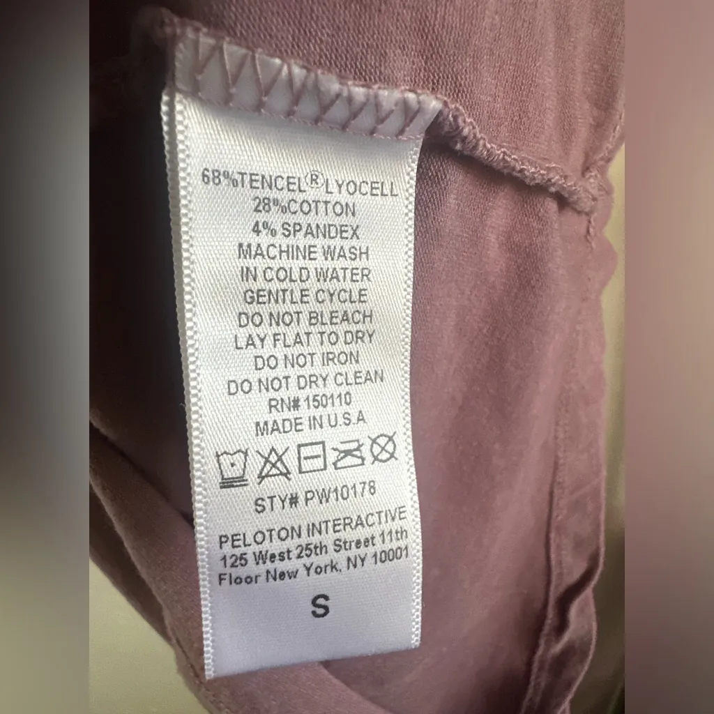 Peloton  Purple and white Tank Top. - Image 5