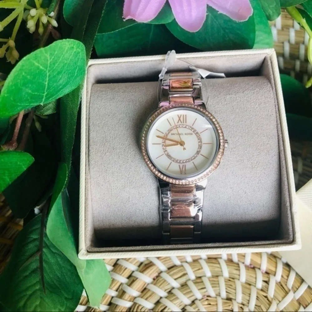 Michael Kors Silver Gold Two Tone Stainless Steel Watch Mother of Pearl Dial NWT - Image 2