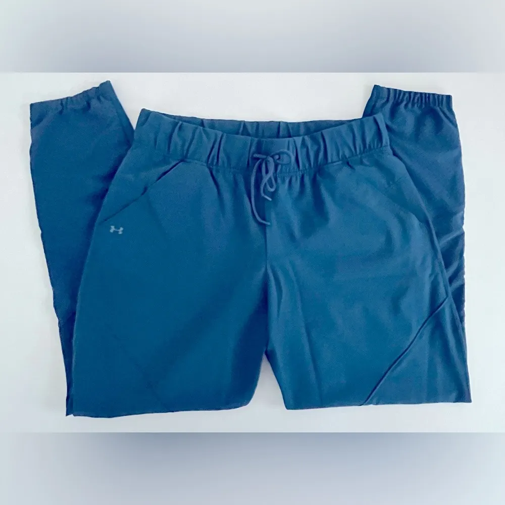 Under Armour Activewear Loose Joggers Size MD - Image 2