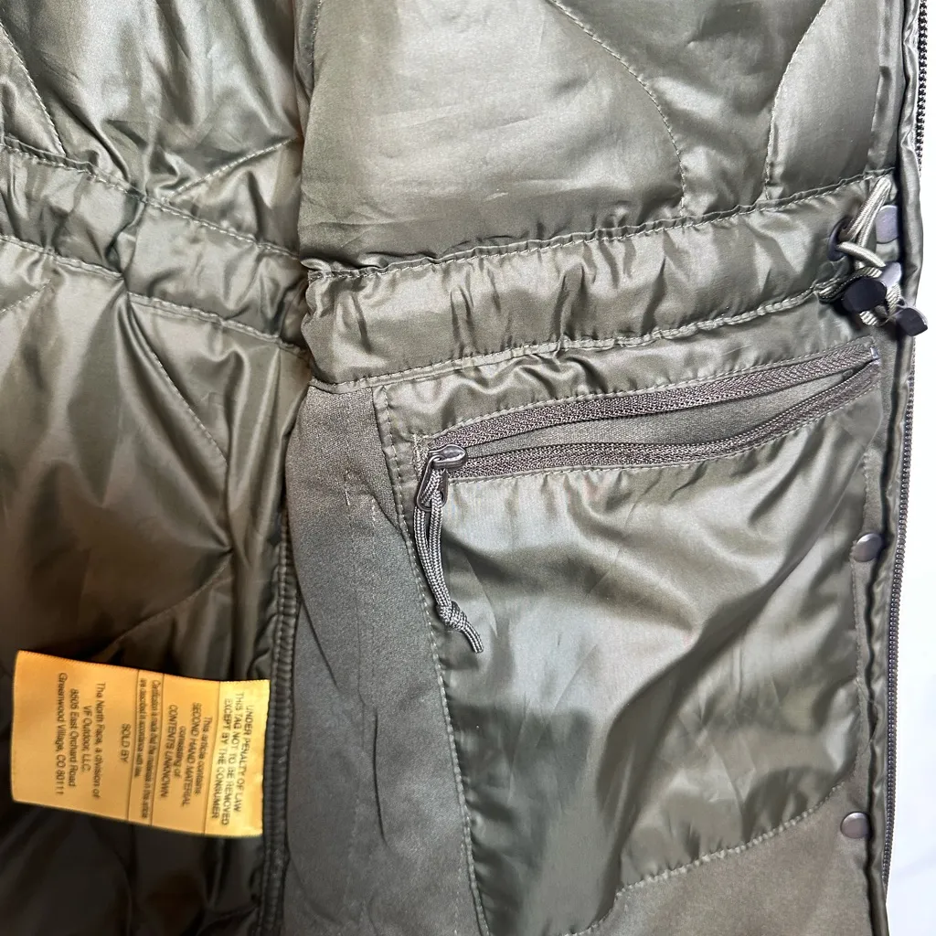 THE NORTH FACE Olive Quilted Down Jacket - Image 5