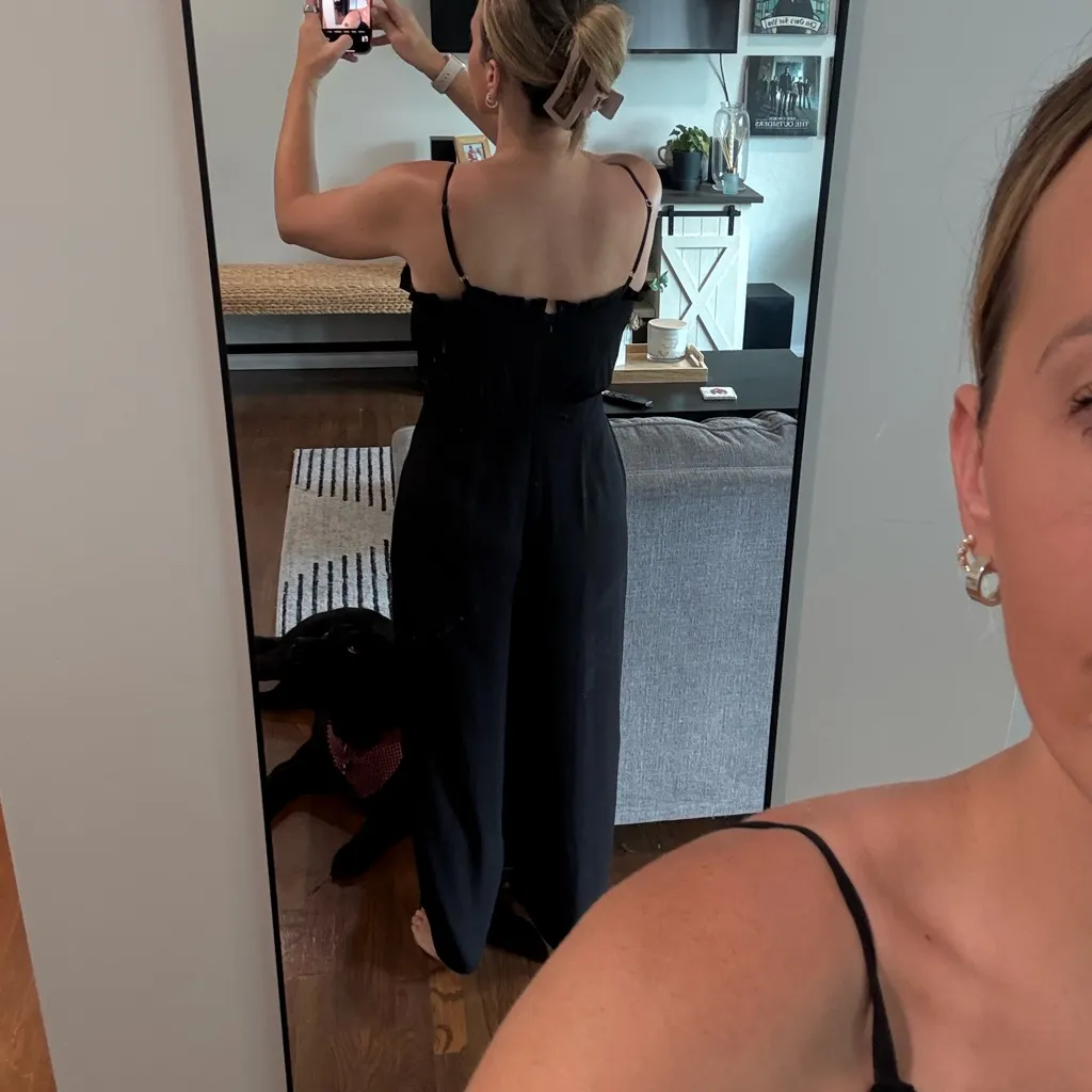 CeCe Black Sleeveless Jumpsuit with Cropped Wide-Leg Pants - Image 2