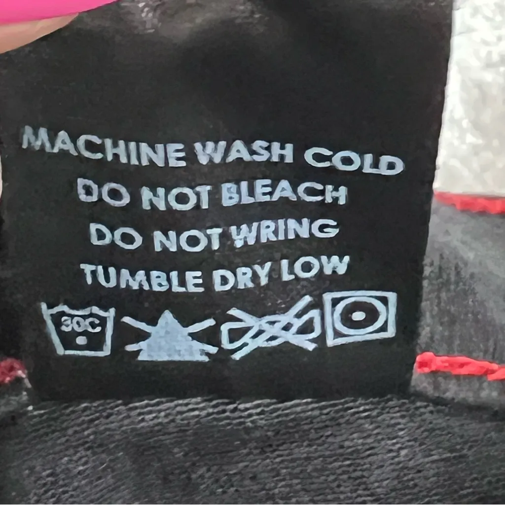 Aphrodite size 1 Black Cargo Pants Red Stitching grommets gothic - Image 5