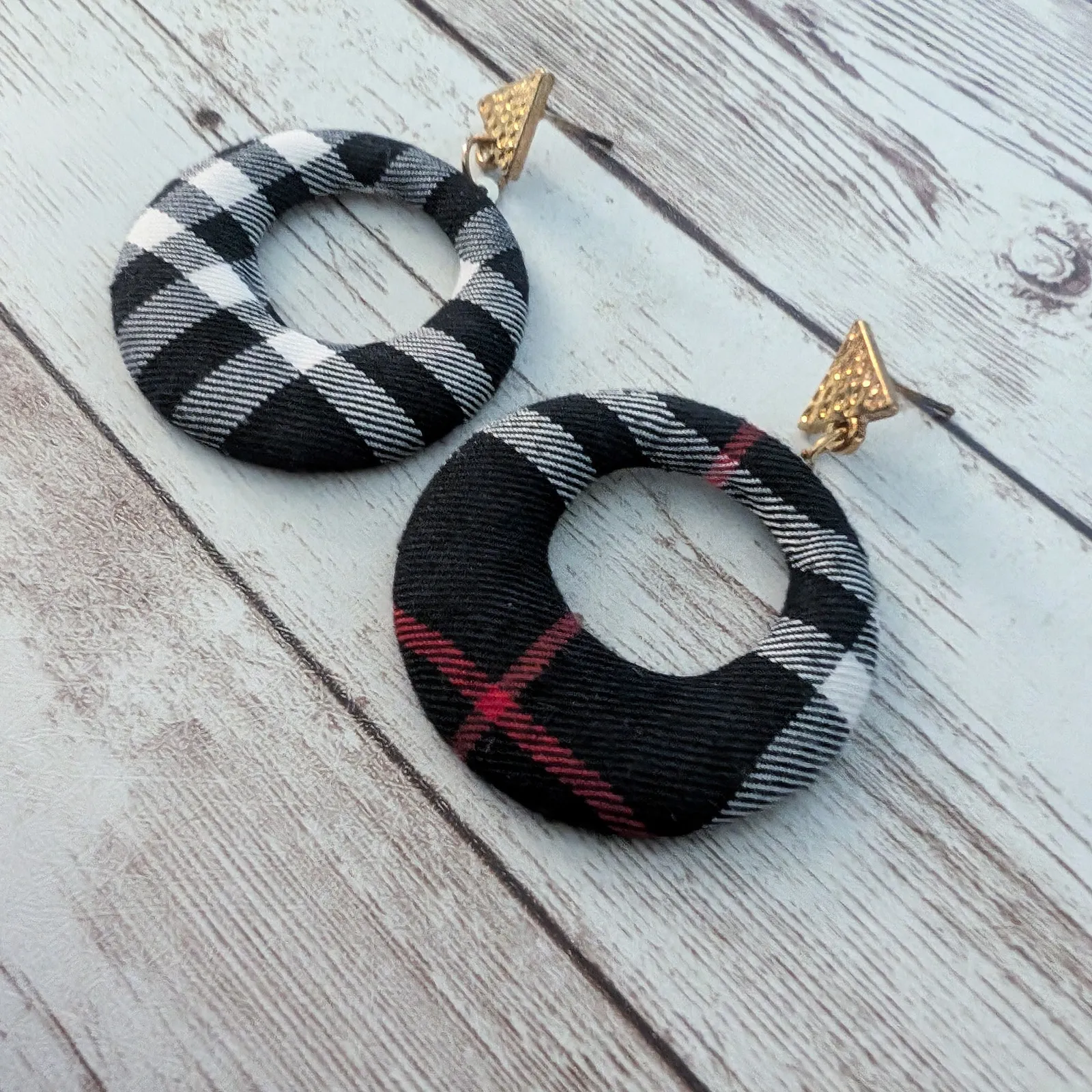 Vintage Earrings For Pierced Ears - Image 4