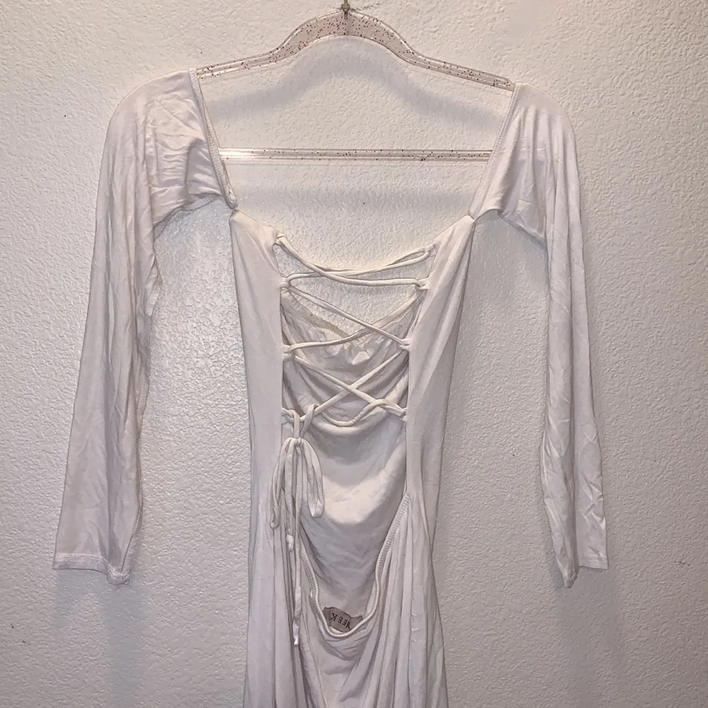 Meek white open shoulder criss cross back bodycon Size undefined - Image 5