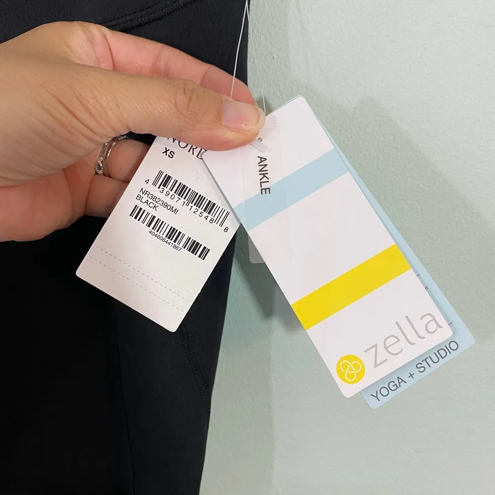 Zella Women's Black & Maroon Gossip Ankle Zipper Legging Size XS NWT - Image 4