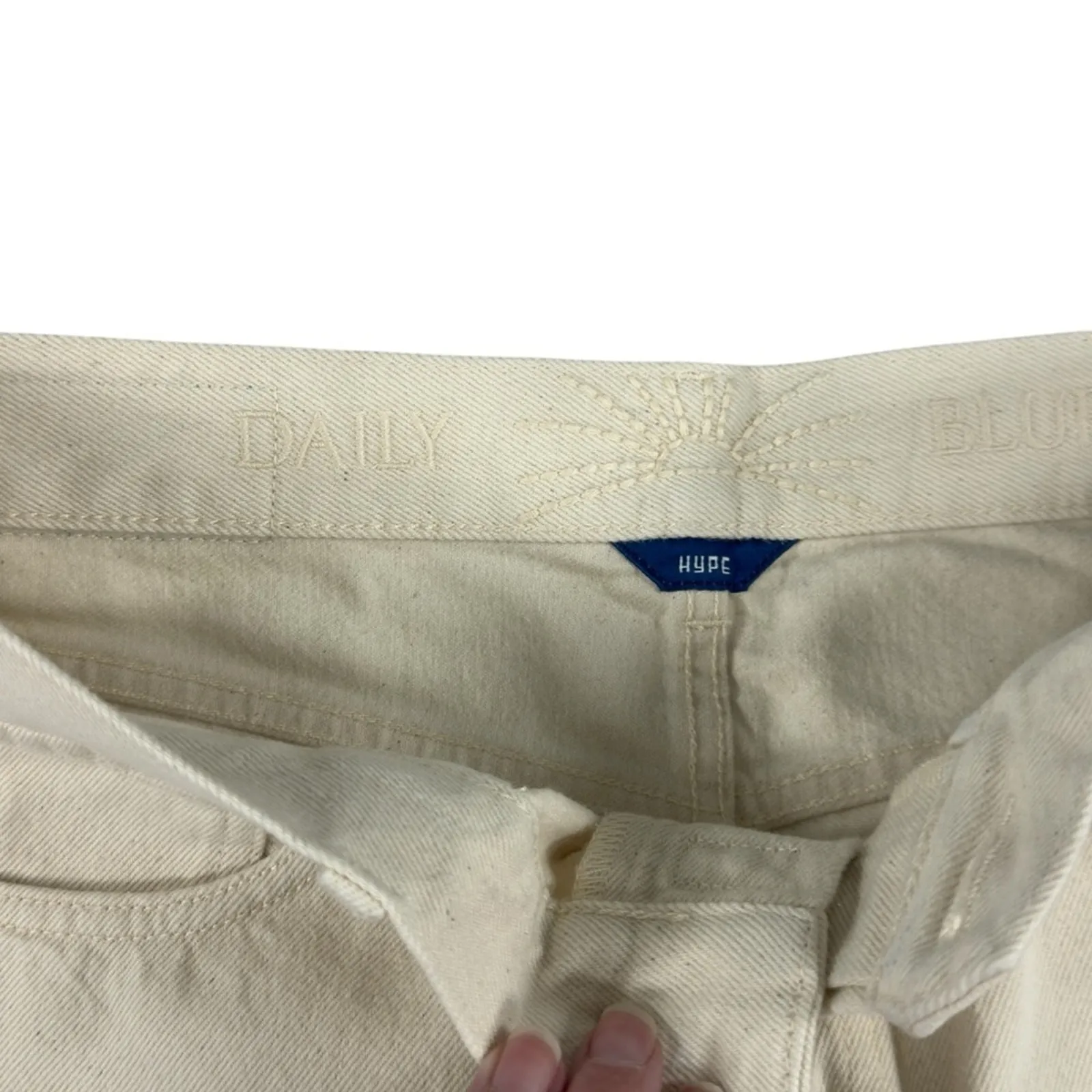 Daily Blue By AG Hype Classic Cropped Straight Leg High Rise Jeans Bone 27 NEW White - Image 6