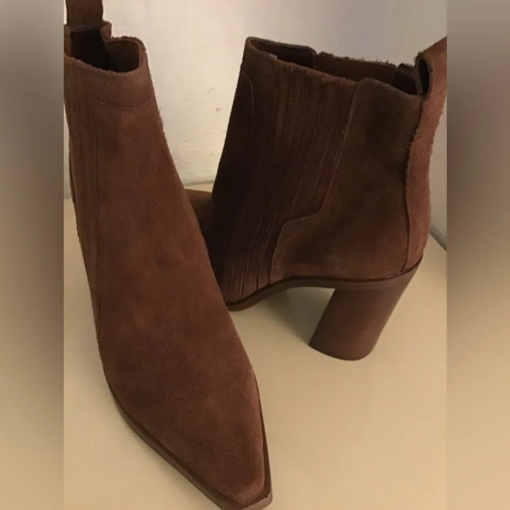 Vince Camuto women brown suede Weverna boots US 11 Euro 42 - Image 2