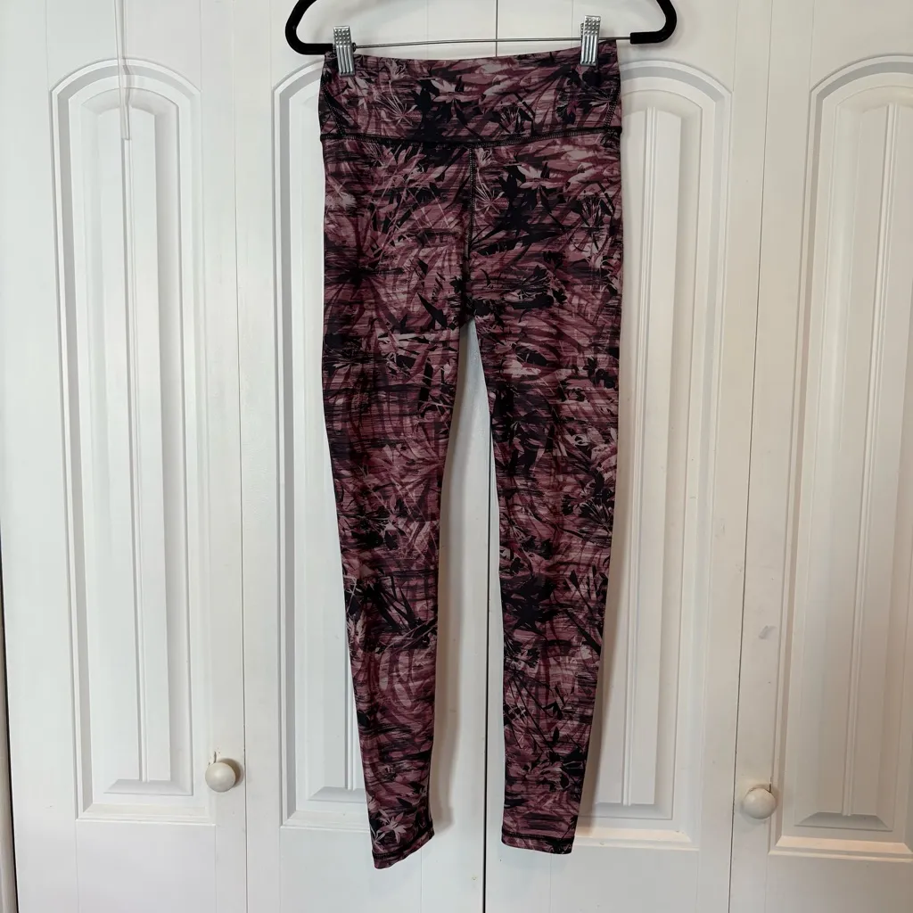Manduka Burgundy‎ Leggings Size Small - Image 2