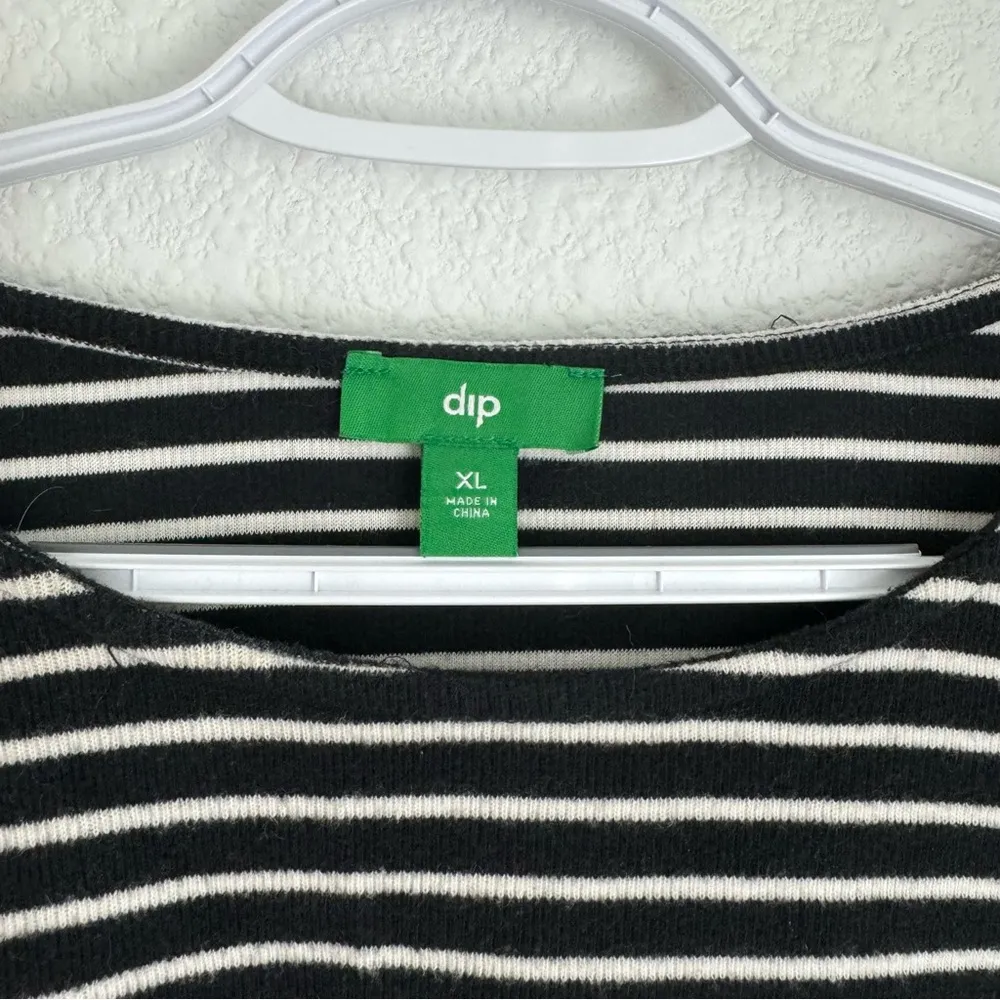 Dip black and white stripe long sleeve shirt with front pocket, size L / XL - Image 4