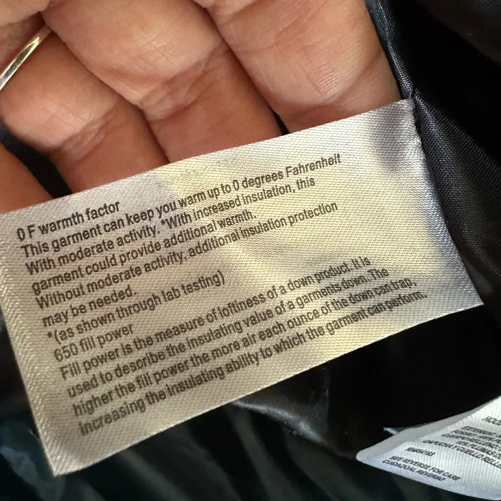 Andrew Marc Premium Down Puffer Jacket 650 Fill Power – XL - Image 8