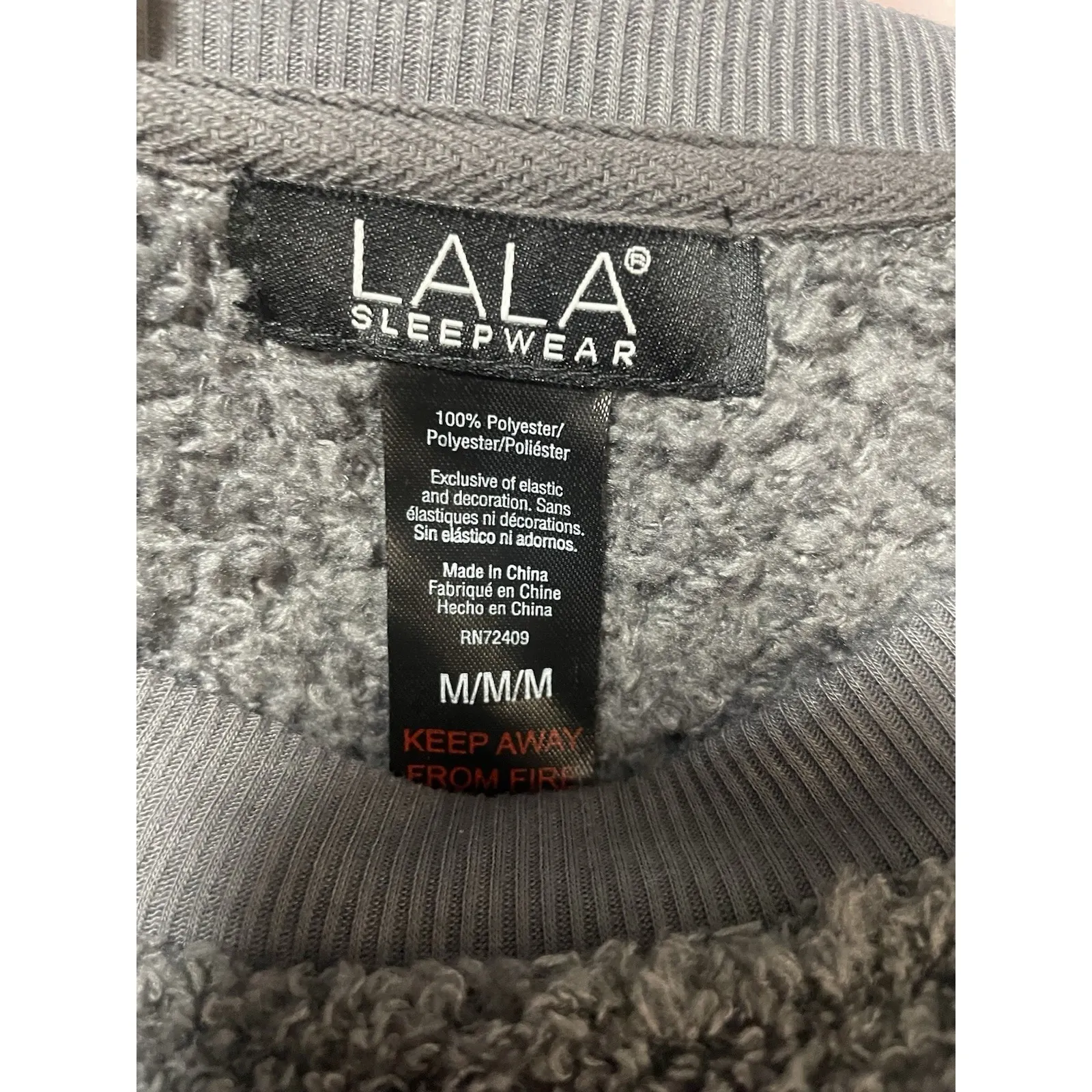 gray fuzzy cropped crewneck sweatshirt Size M - Image 3