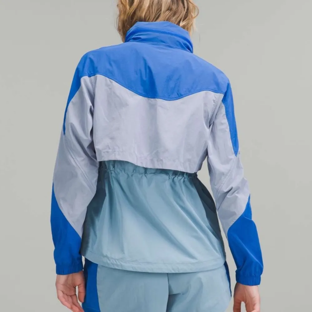 Lululemon Evergreen Anorak - Image 2