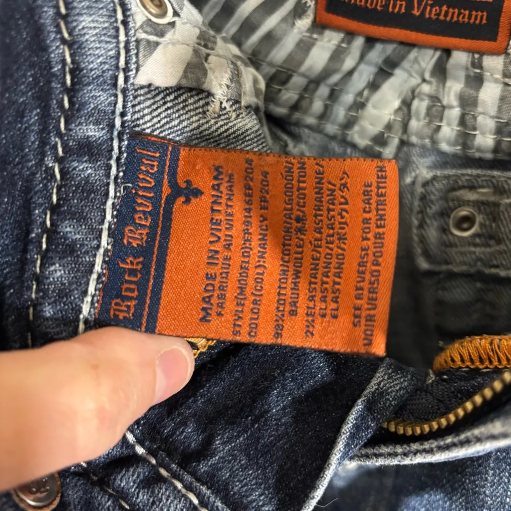 Rock Revival Nancy Easy Crop Jeans Size 27 - Image 6