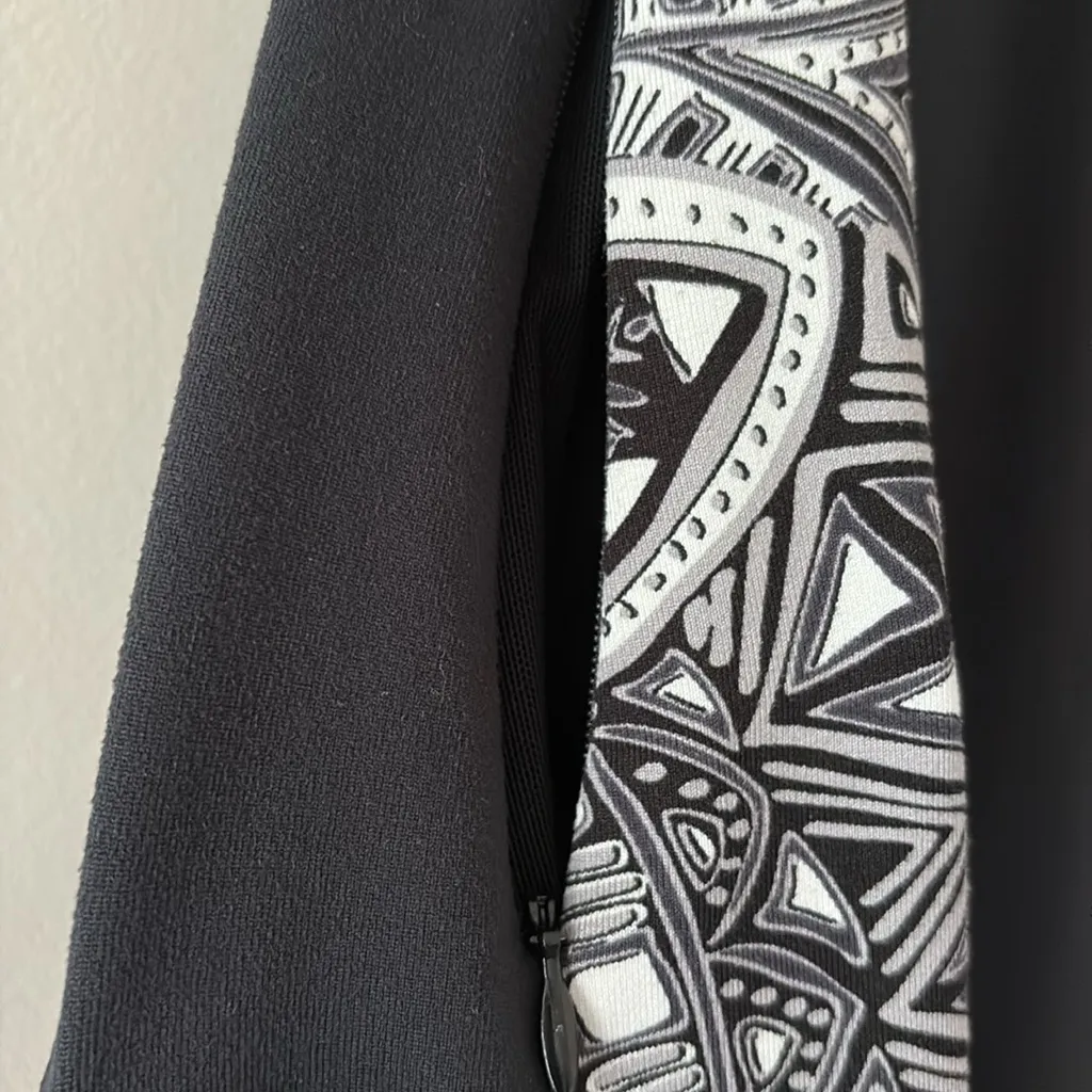 Title Nine Dream Dress Short Sleeve Stretch Keyhole Back Mixed Print Black Sz S - Image 6