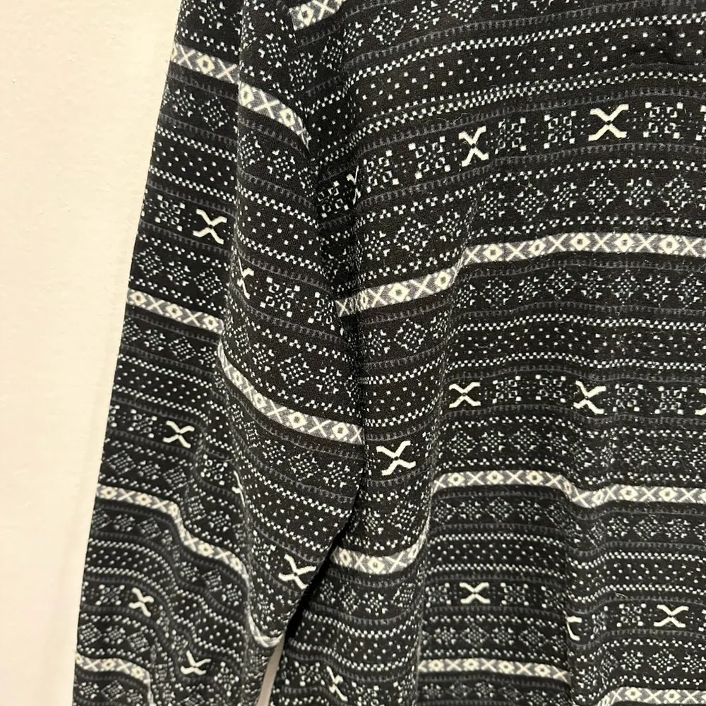 Jachs fleece Patagonia style sweatshirt Black and white sweater women’s size XL - Image 3