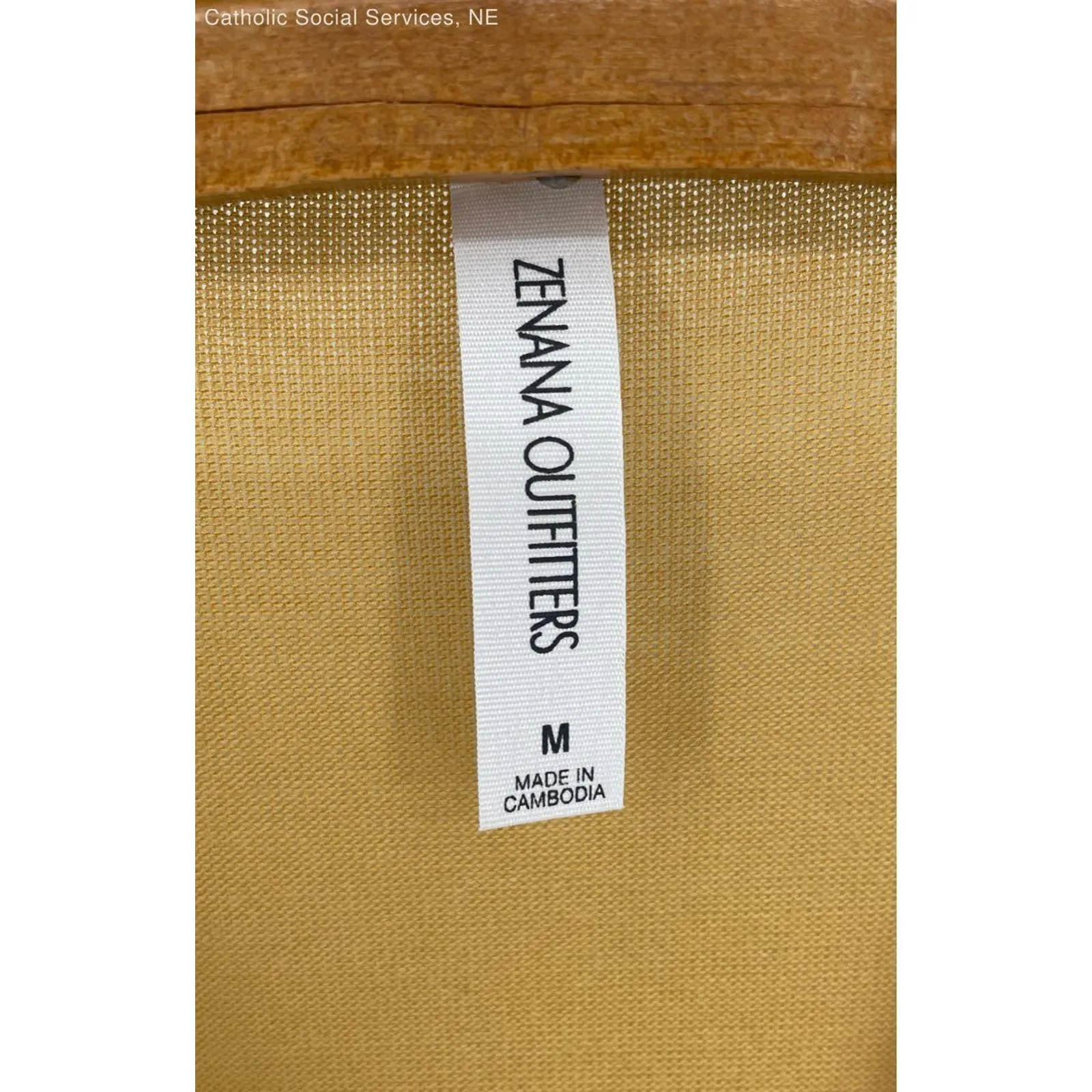 Zenana Outfitters Yellow Women's‎ Long Sleeve Button Up Sweater - Size Medium - Image 4