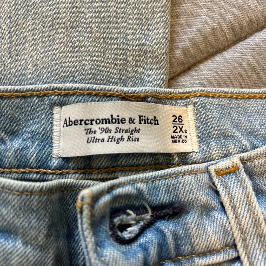 Abercrombie & Fitch Light Blue Distressed Boyfriend Jeans - Image 3