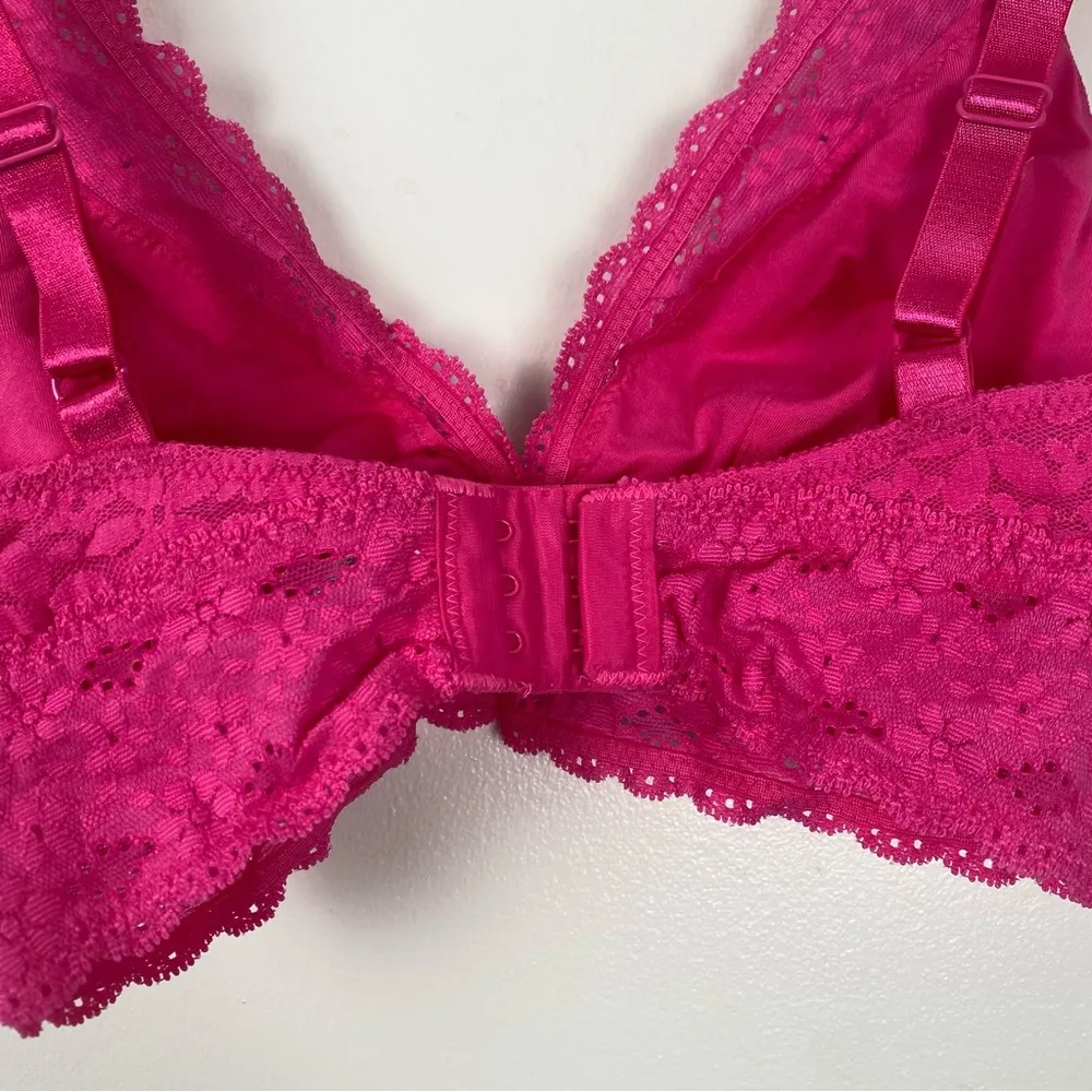 Wacoal Halo Lace Hot Pink Plunge Soft Cup Bralette Wire no pads Free Bra Size 32 - Image 5