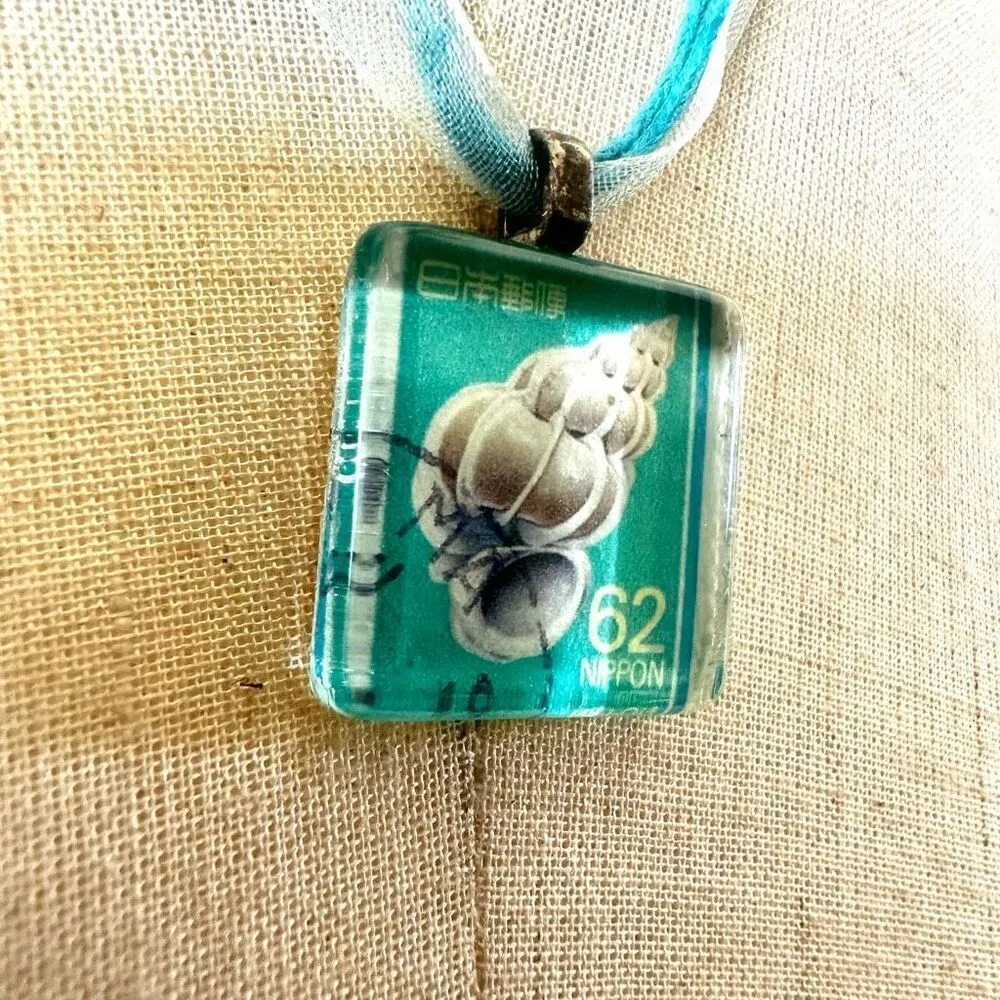 62 Nippon square shell stamp pendant necklace Blue - Image 3