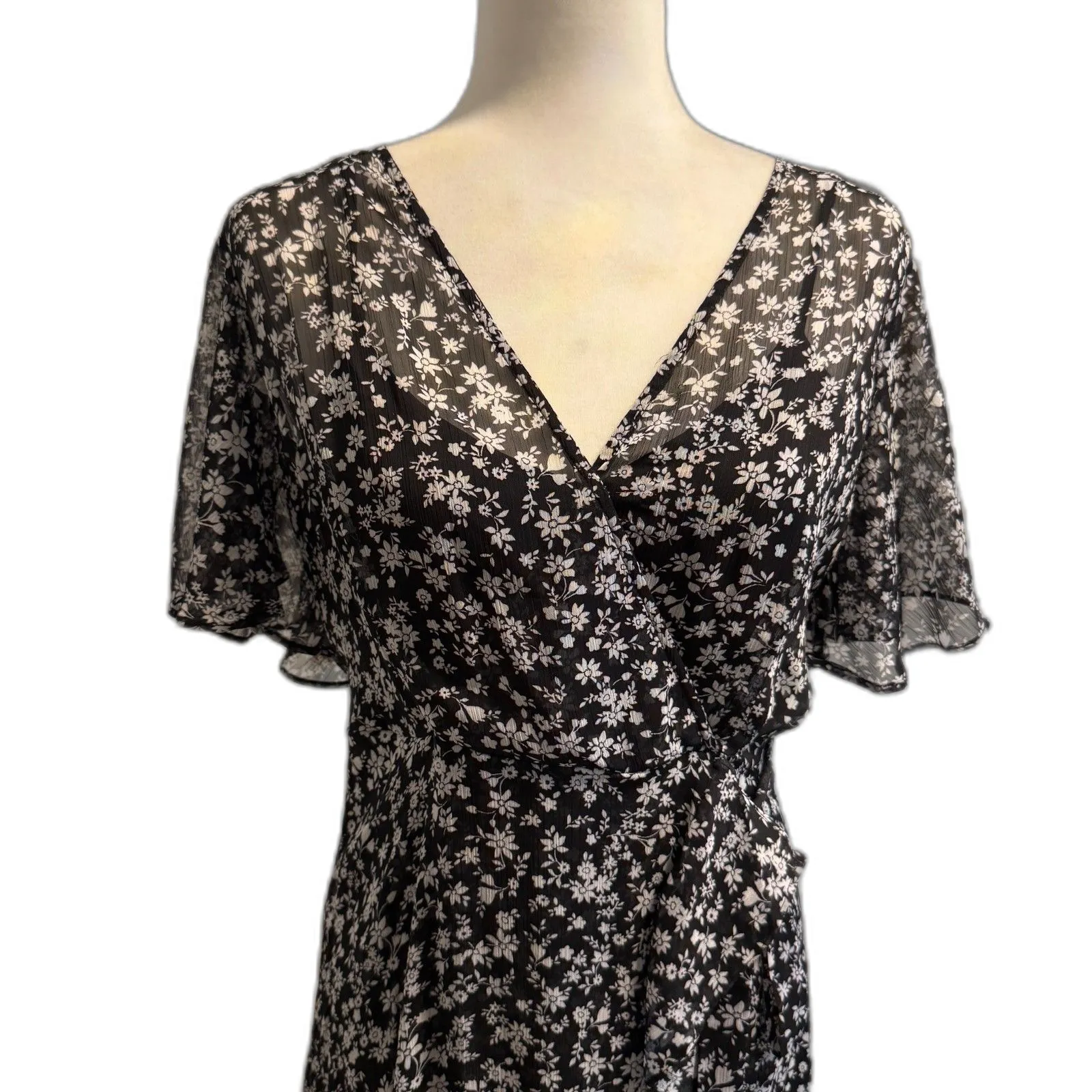 Calvin Klein | Black Floral Faux Wrap Dress Size 4 Flutter Sleeve - Small Hole - Image 6