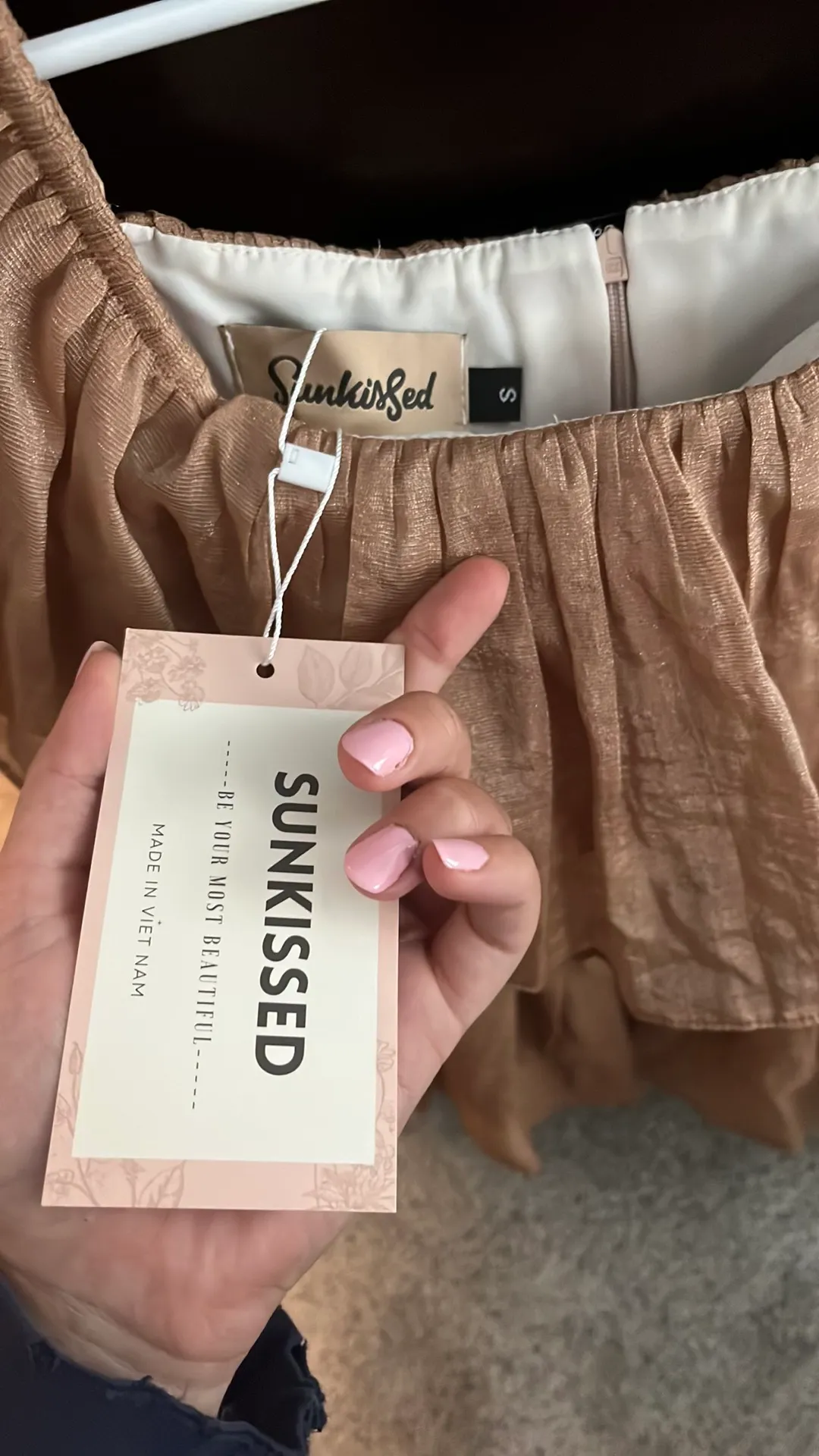 Gold/tan ruffle romper - Image 4