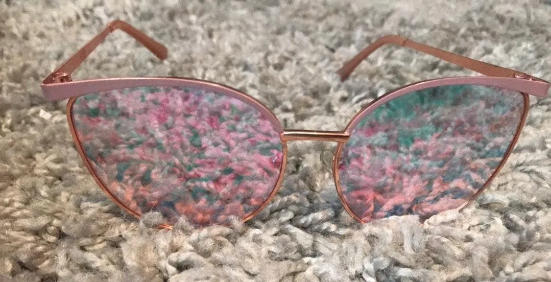 Charlotte Russe Sun Glases - Image 2