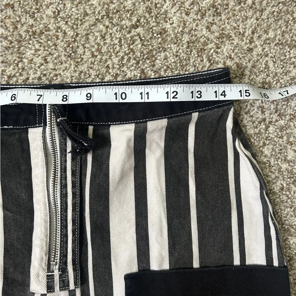 BDG Ruby Striped Zip-Front Skirt Denim Black White Monochrome Mini Skirt Medium - Image 9