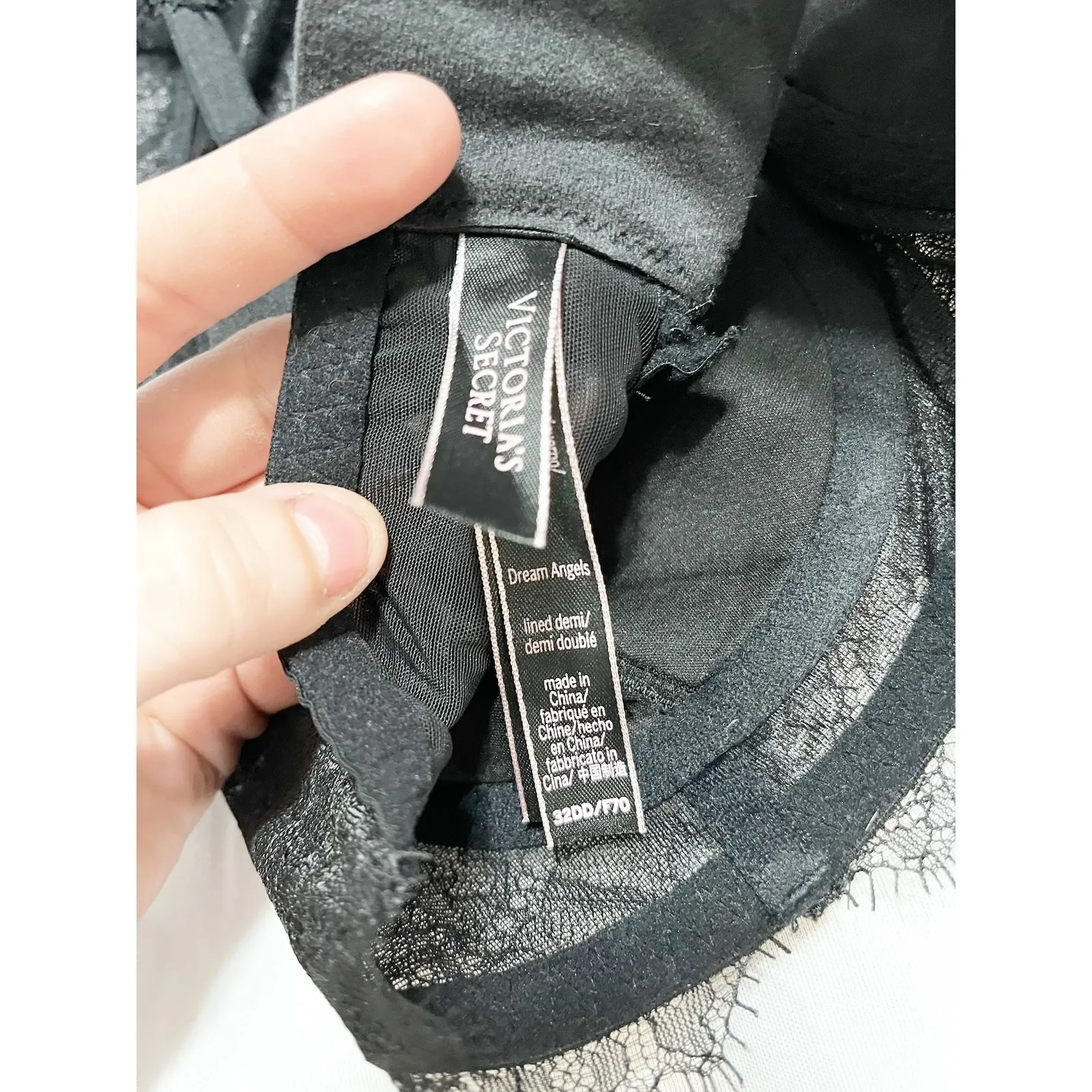 Victoria's Secret VS Dream Angels Black‎ Chantilly Lace High Neck Bra Top 32DD - Image 2