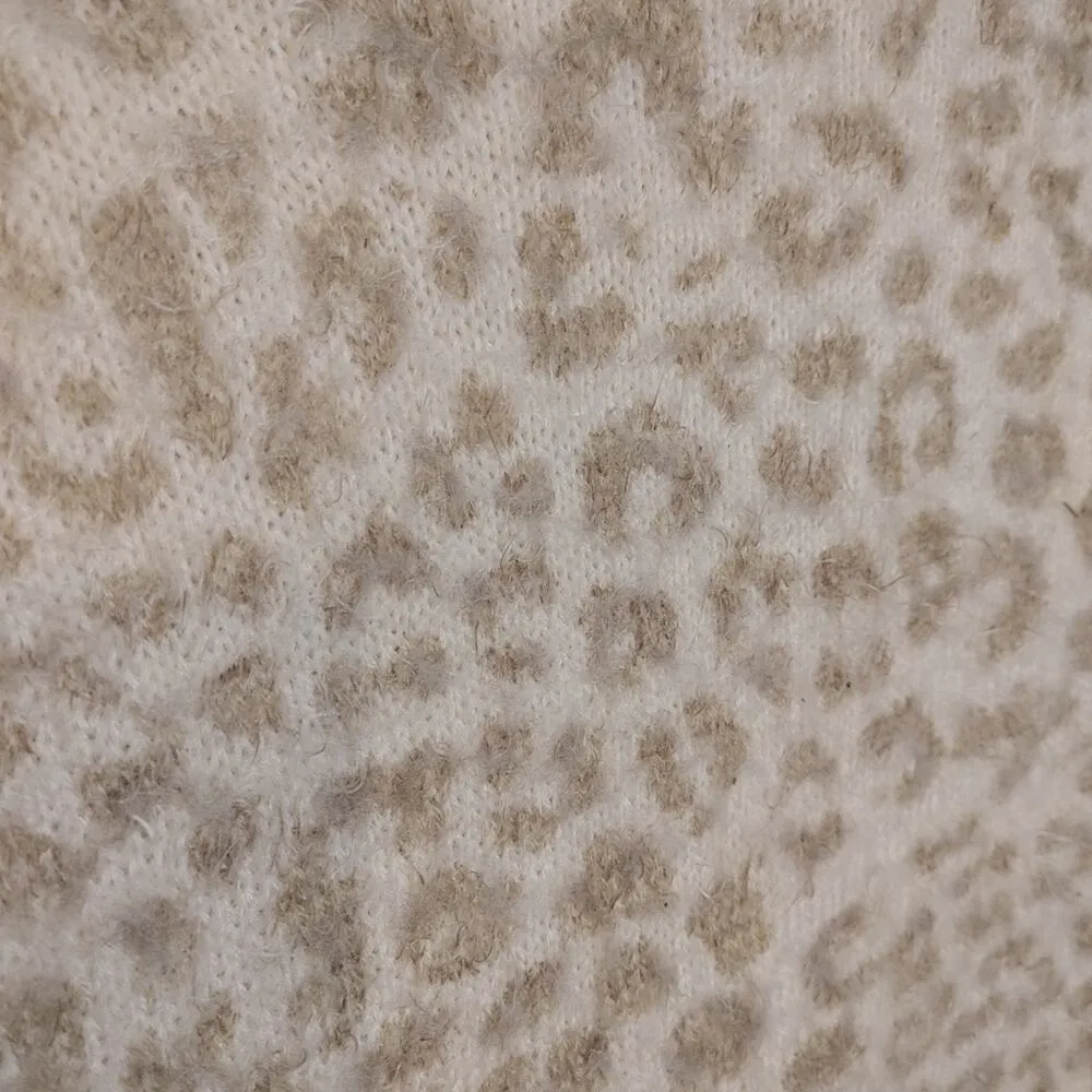 Peyton Primrose Size Small S Light Cheetah Print Neutral Fuzzy Sweater Long White - Image 3