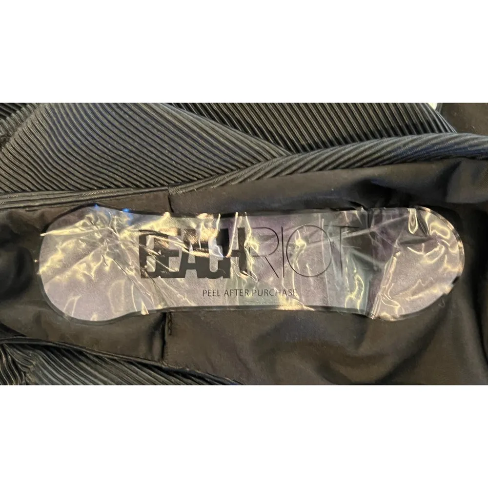 NEW Beach Riot Sydney Belted One Piece Swimsuit Size Small - Image 8