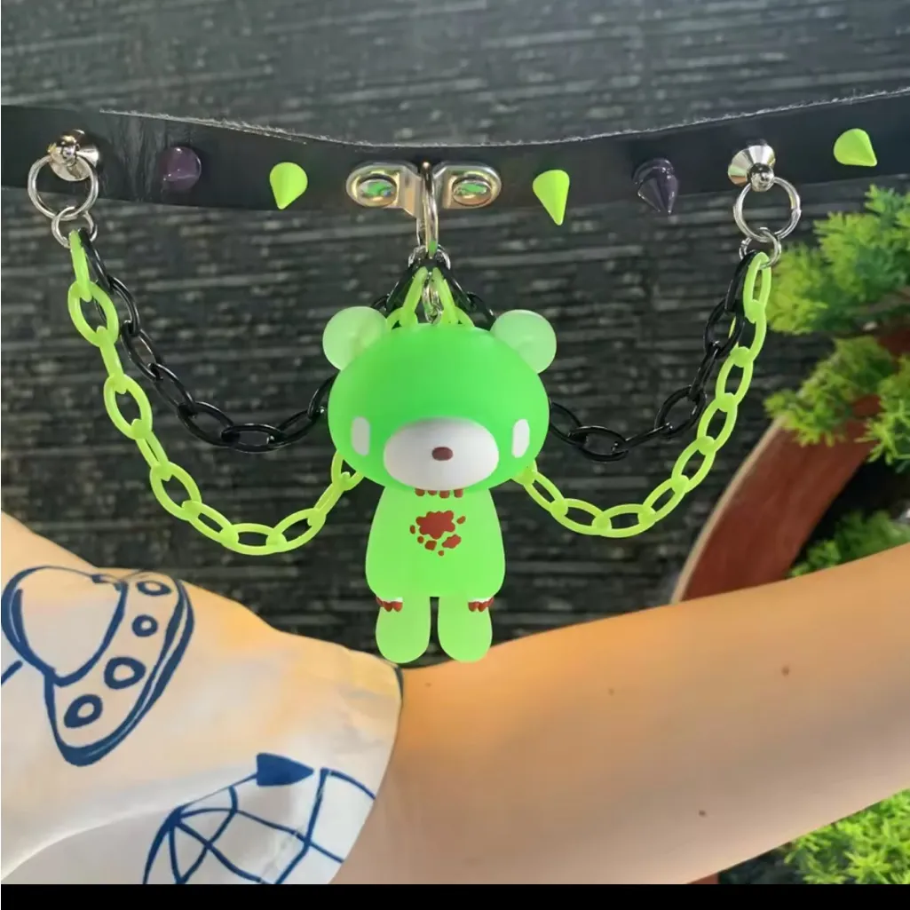 Green Bear Pendant Necklace - Image 5