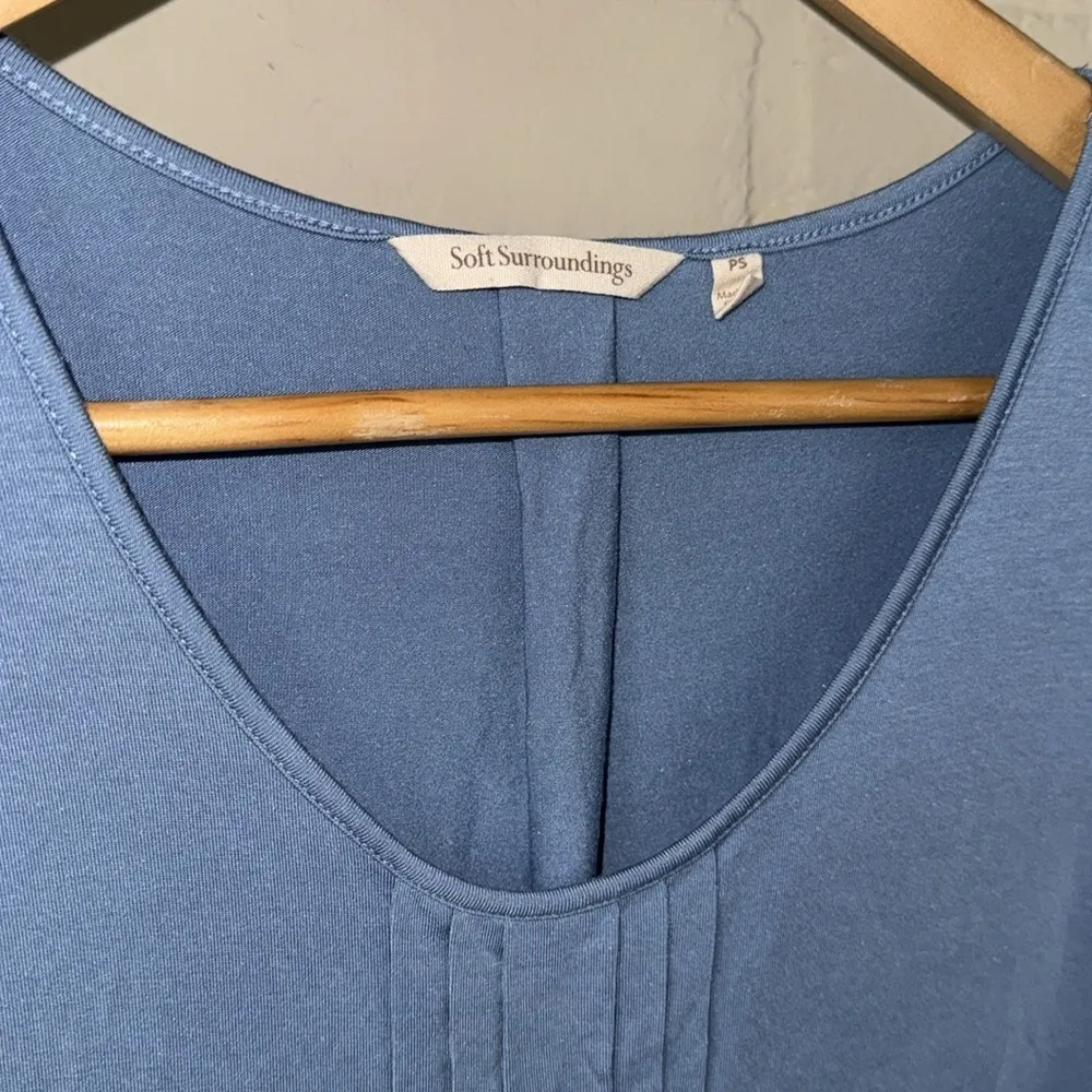 Soft surroundings blouse petite large pleated front Blue Sleeveless Top - Image 2