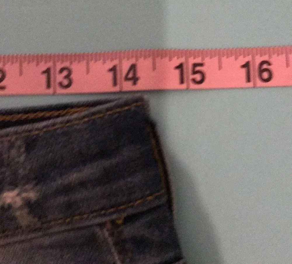 Rock & Republic Mid Rise Shorts - Image 3