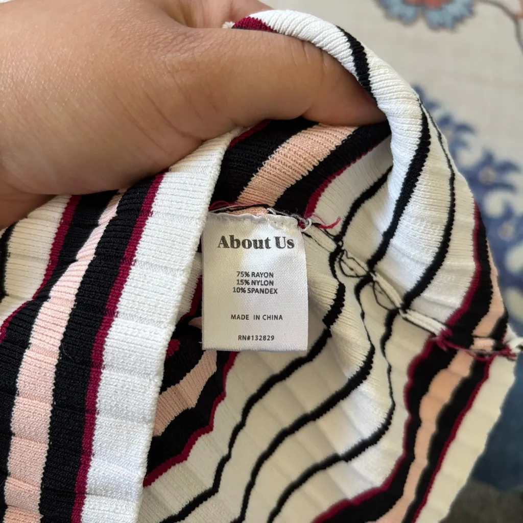 REVOLVE About Us Lennea Ribbed Long Sleeve
Cropped Sweater Black Pink Striped XS - Image 5